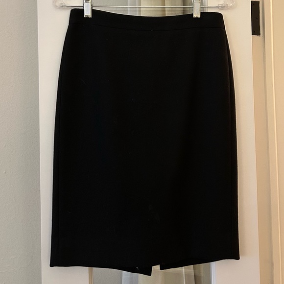 JCrew No. 2 Wool Pencil Skirt in black size 0. - Picture 6 of 7